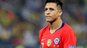 Alexis Sánchez podría estar fuera de las canchas hasta enero