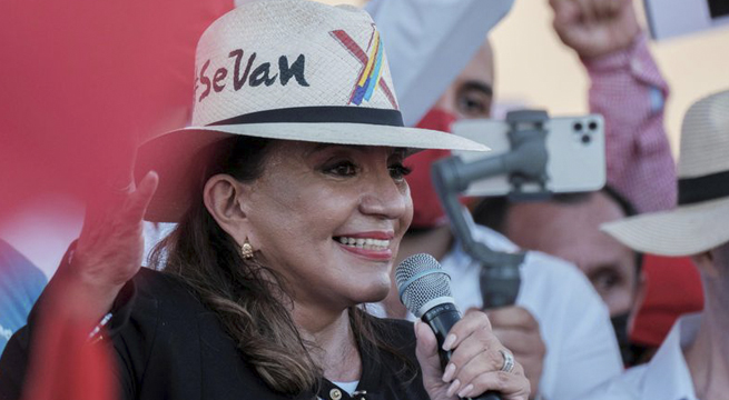 Xiomara Castro: la mujer que busca romper con 100 años de bipartidismo en Honduras