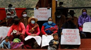 Líderes comunitarios en Perú se mantienen firmes ante cierre de minas y amenazan con protestas