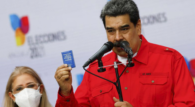 Maduro acusa de «espías» a los observadores de UE que supervisaron elecciones regionales