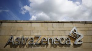 La vacuna de AstraZeneca se vuelve rentable y la farmacéutica apuesta por nuevos pedidos