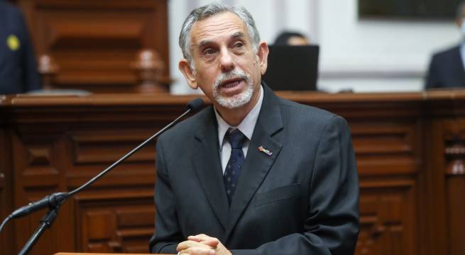 Pedro Francke anuncia que dejará el Ministerio de Economía y Finanzas