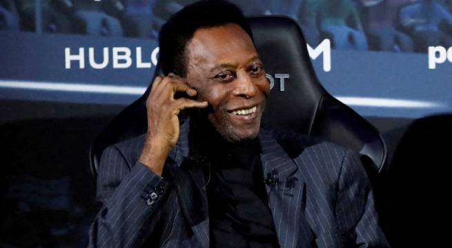 Pelé es dado de alta de hospital y pasará Navidad con su familia