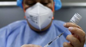 Colombia reporta tres casos de variante ómicron del coronavirus