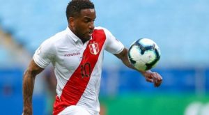 Jefferson Farfán: «A la selección se le vienen cuatro finales y es importante estar todos unidos”