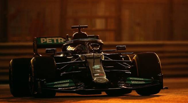 Hamilton marca el ritmo en las prácticas para el Gran Premio de Abu Dabi
