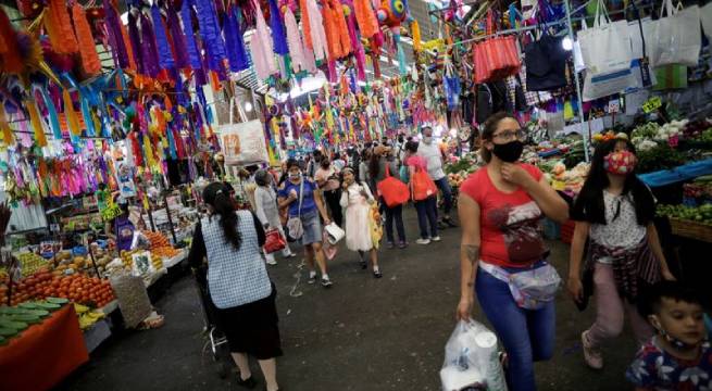 Inflación de México habría crecido en noviembre a mayor nivel en casi 21 años