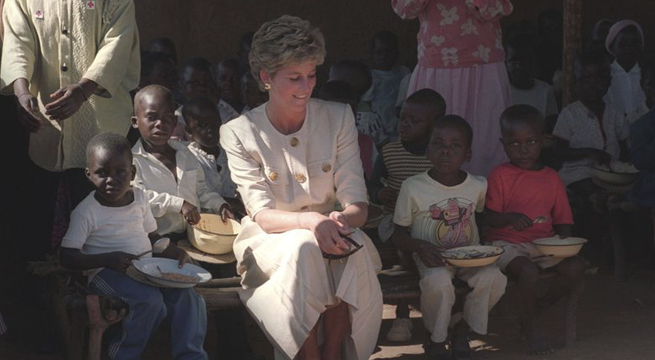 Exposición fotográfica sobre la princesa Diana recorre tres ciudades en EE. UU.