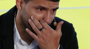 Barcelona: Sergio Agüero anuncia su retirada por una afección cardíaca