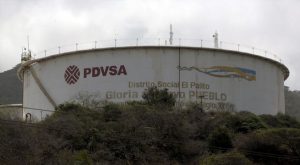 Cargamento de condensado iraní descargará en puerto de Venezuela