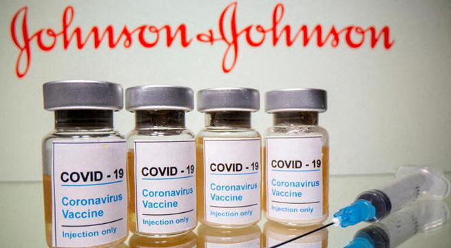 J&J expera salto de 46% en ventas de su vacuna COVID en 2022, pero incumple estimaciones
