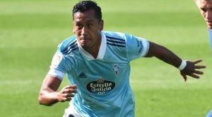 Celta informa que Renato Tapia sufre esguince de ligamento rodilla