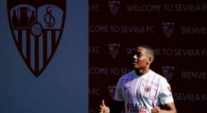 Martial dice que se marchó al Sevilla porque se sintió querido