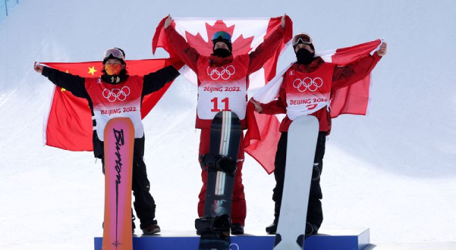 El canadiense Parrot se alza con el oro en snowboard slopestyle, el chino Su se lleva la plata