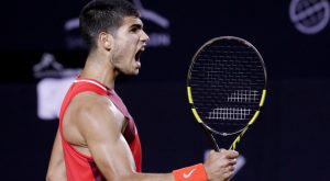 Alcaraz se convierte en el ganador más joven del ATP 500 con el título de Río