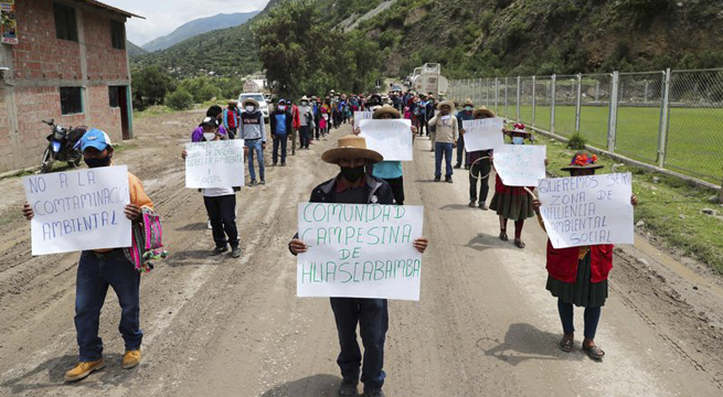Las Bambas: comuneros anuncian reinicio del bloqueo de la vía a la mina