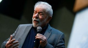 La ventaja de Lula sobre Jair Bolsonaro se reduce antes de la elección de octubre