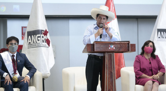 Pedro Castillo confirma que a cada región se le asignará un helicóptero