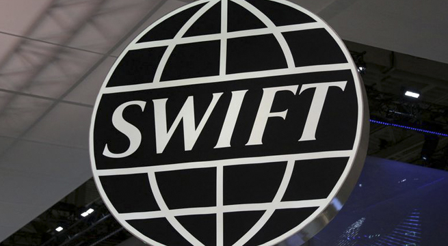 Unión Europea analiza prohibición de Rusia en el sistema de pagos SWIFT
