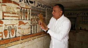 Egipto: arqueólogos descubren cinco tumbas en la necrópolis egipcia de Saqqara