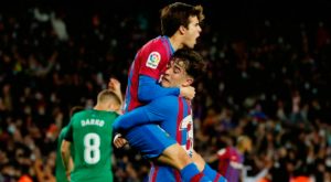 Torres y Dembélé brillan en la goleada del Barcelona al Osasuna