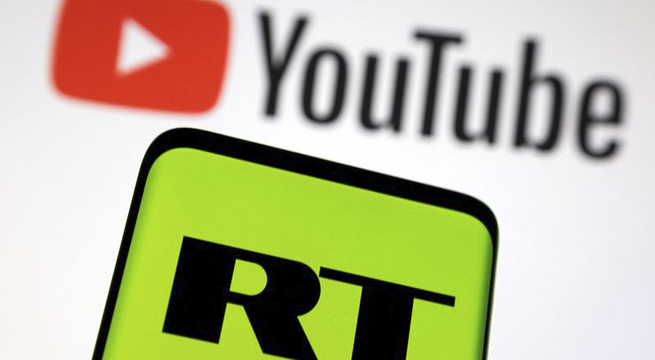 YouTube bloquea en Europa los canales vinculados a las cadenas rusas RT y Sputnik