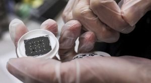 Ucrania paraliza la mitad de la producción mundial de neón para chips