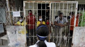 Ecuador levanta restricción de actividades impuestas por la COVID-19