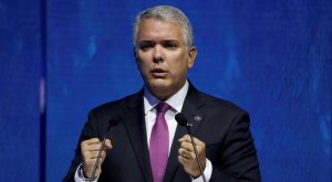 Presidente de Colombia dice que cualquier solución para Venezuela debe pasar por elecciones