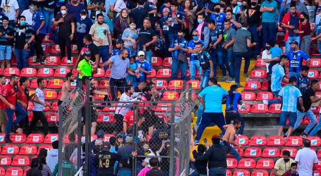Al menos 22 heridos en enfrentamiento entre hinchas en partido fútbol en México