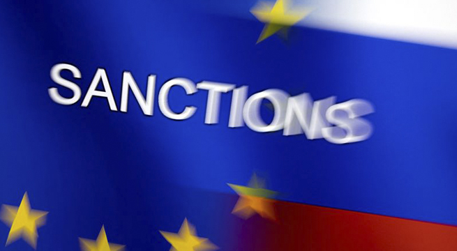Unión Europea aprueba una nueva ronda de sanciones a Rusia en energía, acero y defensa