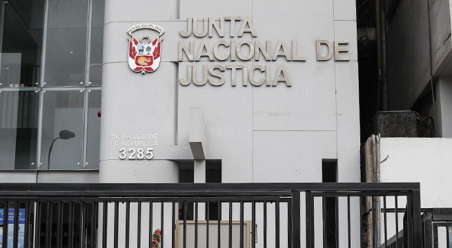 Destituyen a expresidente de la Corte Superior de Justicia de Loreto por negarse a reconocer a su hijo