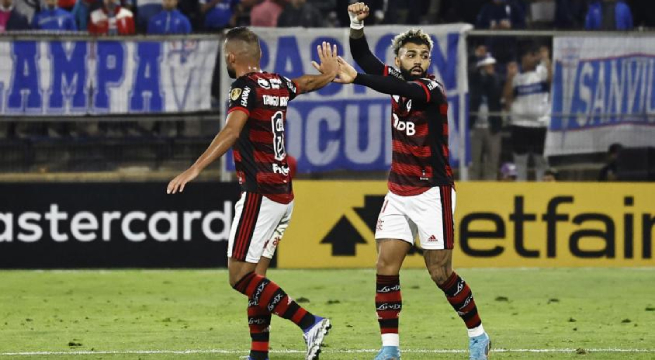 Flamengo vence a Universidad Católica con doblete de «Gabigol» Barbosa en la Libertadores