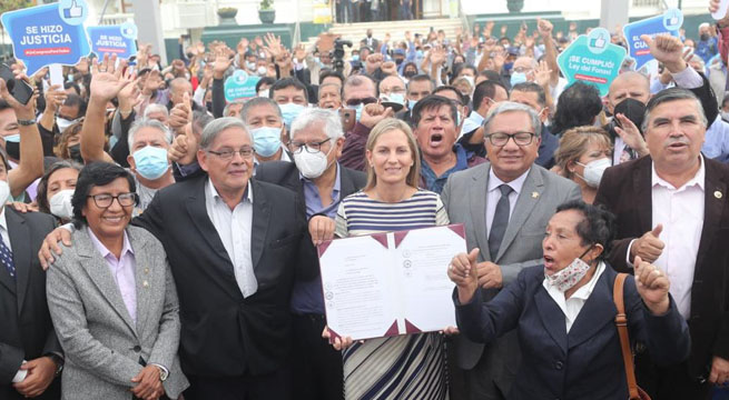 Presidenta del Congreso: Se hace justicia con fonavistas que esperan devolución de aportes