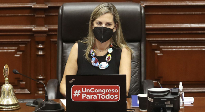 María del Carmen Alva: Si para que se vaya Pedro Castillo nos tenemos que ir todos, nos vamos