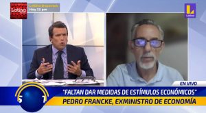Pedro Francke considera que la entrega de bonos habría sido una decisión acertada del Gobierno