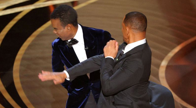 Will Smith no podrá asistir a entrega de los Oscar durante 10 años tras bofetada a Chris Rock