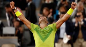 Rafael Nadal vence a Novak Djokovic en un choque épico para llegar a semis de Roland Garros