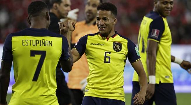 Chile pide a la FIFA que se pronuncie sobre el caso de jugador ecuatoriano Byron Castillo