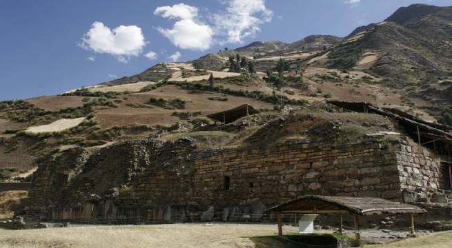 Arqueólogos descubren nueva galería subterránea de 3.000 años de cultura Chavín
