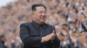 Problemas mundiales pueden agravar la escasez en la aislada economía de Corea del Norte
