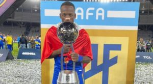 Luis Advíncula festejó el título de Boca Juniors en Copa de la Liga de Argentina