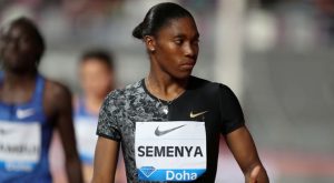 Semenya se ofreció a mostrar su cuerpo a dirigentes del atletismo para demostrar que era mujer