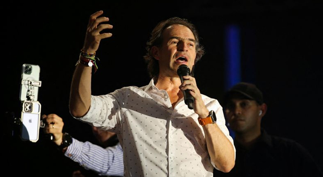 Candidato presidencial colombiano Federico Gutiérrez denuncia posible espionaje