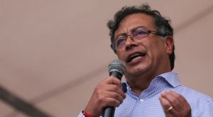 Izquierdista Gustavo Petro busca por tercera vez la presidencia de Colombia