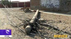 La Libertad: postes con cables caídos ponen en riesgo a los vecinos de La Esperanza