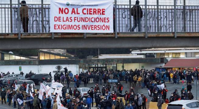 Trabajadores de chilena Codelco levantan paralización tras reunión con la minera
