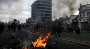 Manifestantes indígenas en Ecuador estancados en diálogo con el Gobierno