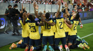 Ecuador derrotó a Nigeria con gol de de Pervis Estupiñán
