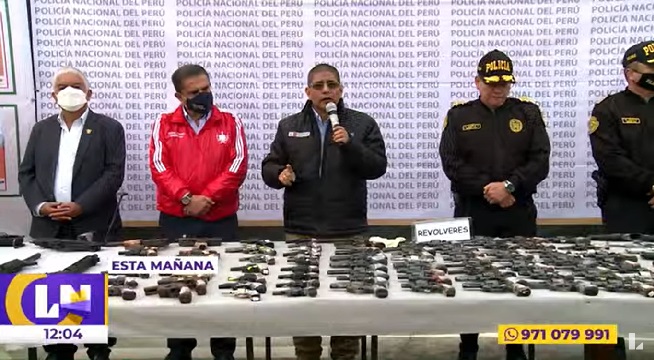 Trujillo: ministro del Interior destacó trabajo de la Policía en presentación de armas incautadas